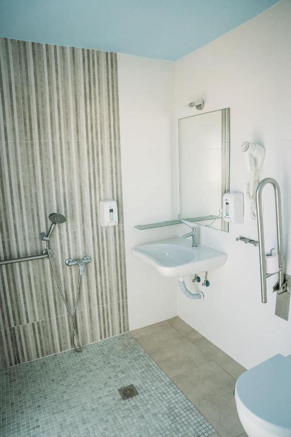 Hostal Brisas De Conil Conil De La Frontera Buitenkant foto